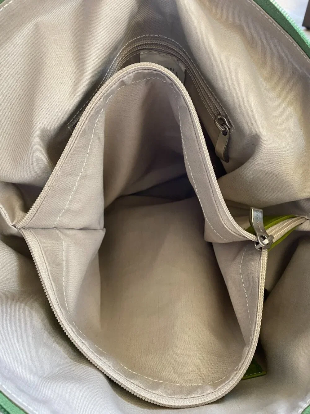 Letorri Leather Handbag Made in Italy - Picture 10 of 15